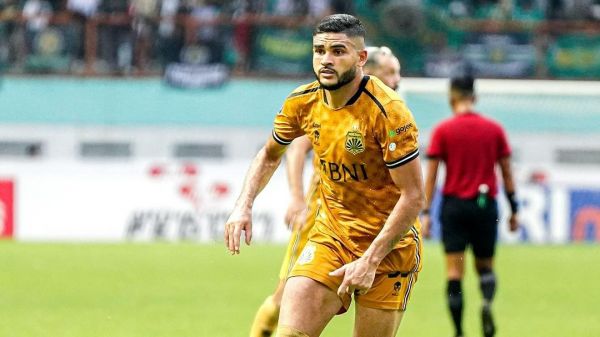  عملکرد باورنکردنی مهاجم اسبق پرسپولیس در اندونزی؛ 12 گل در 23 بازی