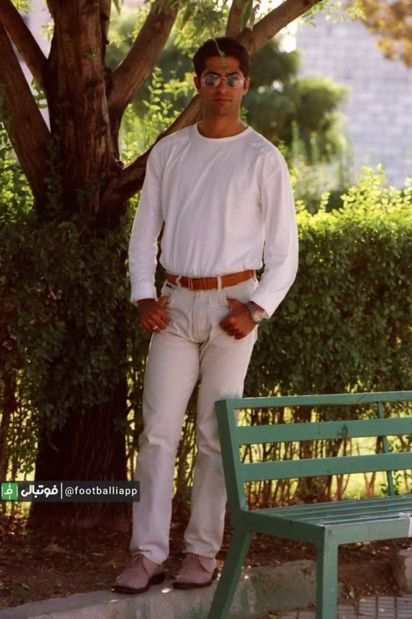  نوستالژی فوتبالی  زنده‌یاد مهرداد میناوند هافبک چپ تیم ملی در نیمه دوم دهه هفتاد و بازیکن باشگاه پرسپولیس