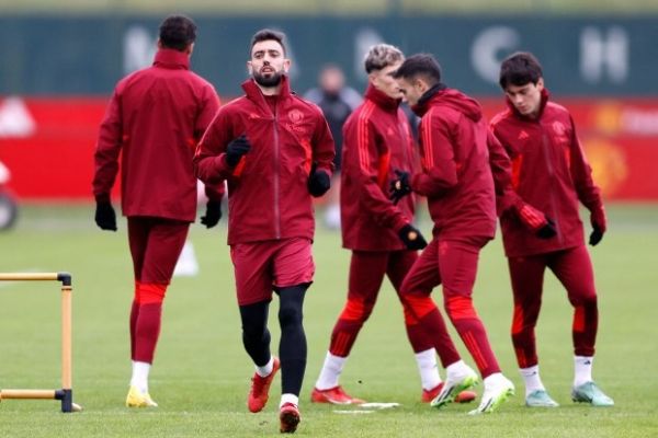 کمبود مهاجم تیم تن هاگ در آستانه بازی با بایرن مونیخ