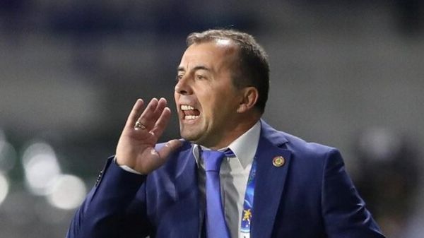  سرمربی پیشین ذوب آهن در تیم ملی لبنان