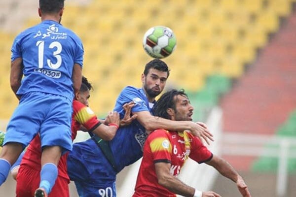  پادوانی  امیدوارم استقلال برنده دربی باشد  تا آخرین لحظه از حقم نمی‌گذرم