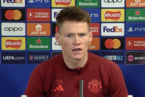 حمایت تمامقد ستاره منچستریونایتد از تن هاگ