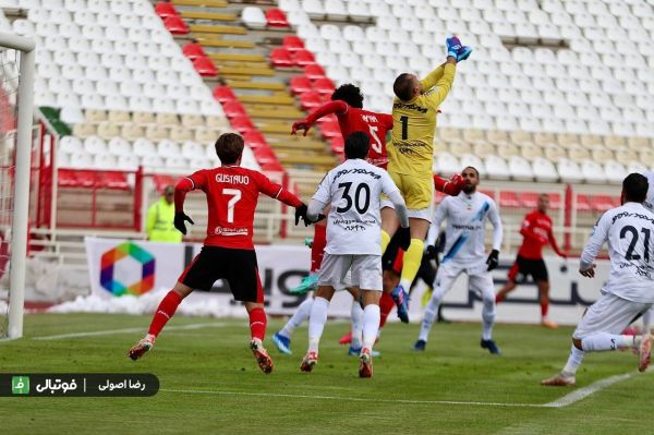 پیکان؛ محبوبترین حریف تراکتور و پاکو خمز