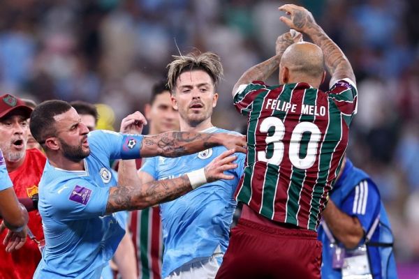 واکنش ستاره منچسترسیتی به ادعای جنجالی فلیپه ملو