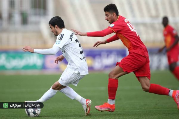 گزارش تصویری اختصاصی دیدار تیمهای پیکان و فولاد