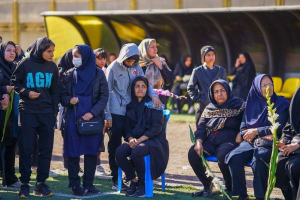 یادداشت در توصيف یک مربی که مرتب داغ می بیند ؛ تو چقدر قوی هستی