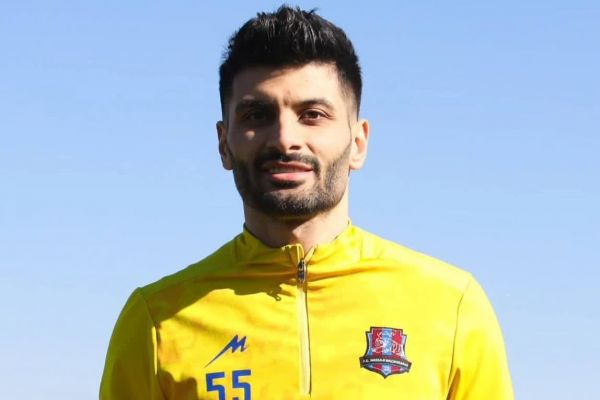 مدافع جنجالی با یک اسپانیایی دیگر شروع به کار کرد