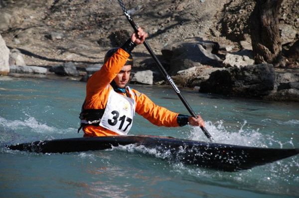 حسین بابایی، ملیپوش قایقرانی درگذشت