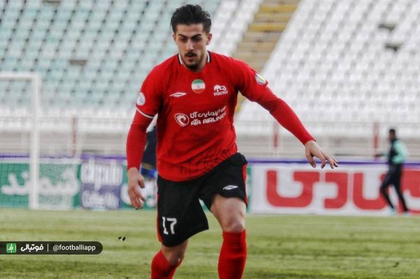 مدافع جوانی که ستاره تراکتور را نیمکتنشین کرد