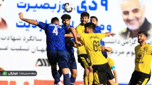 خبر فوری؛ بازیکنان محرومِ سپاهان مجوز بازی گرفتند