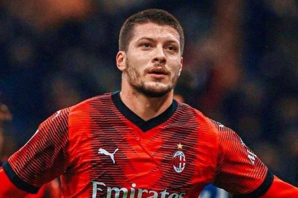 لوکا یوویچ ستاره ماه دسامبر و ژانویه میلان