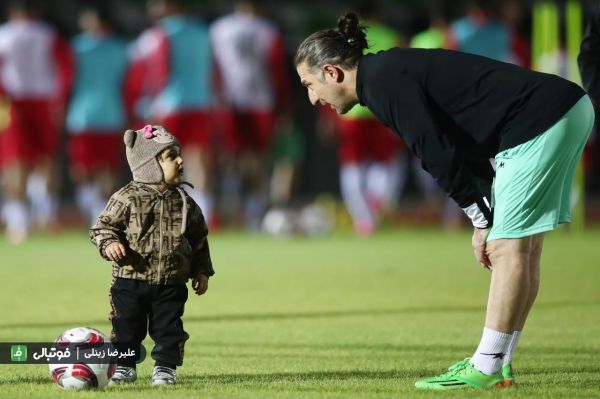 اتفاق جالب در تمرین تیم ملی؛ ورود جیمی جامپ کوچک عکس