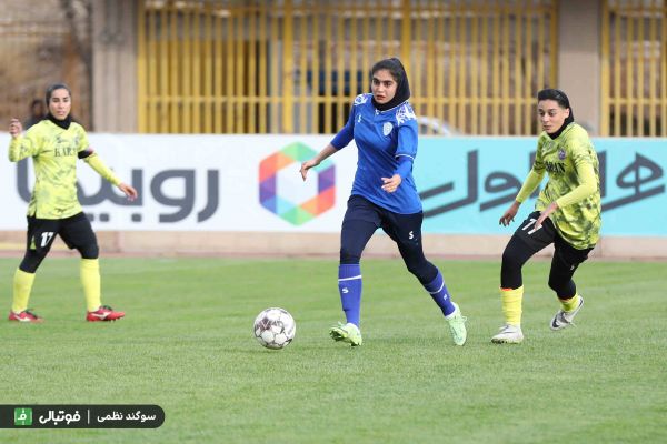 گزارش تصویری اختصاصی دیدار تیمهای فوتبال بانوان نماینده البرز و فرا ایساتیس