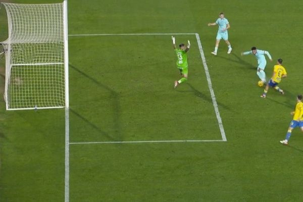 عکس؛ فرصتسوزی عجیب خرید جدید بارسلونا در اولین بازی