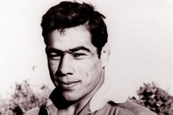 مروری بر کیهان ورزشی چاپ دی ماه سال ۴۶ و نوشتهای به قلم تختی دل شیر خون شده بود + عکس