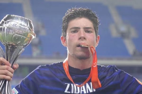 یکی از پسران زیدان در یک قدمی بتیس