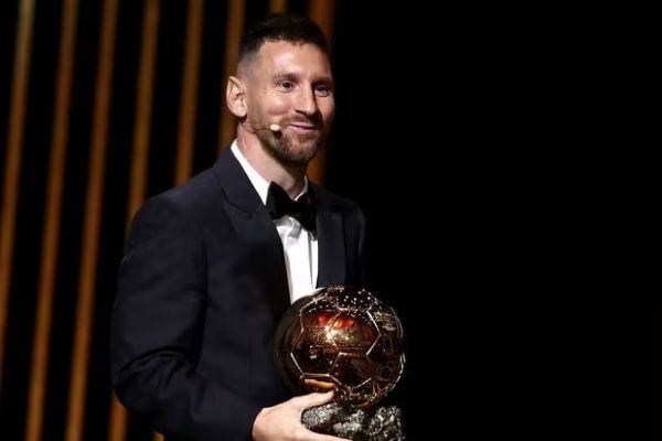 واکنش پیاسجی به اتهام لابی کردن برای توپ طلای مسی در سال 2021