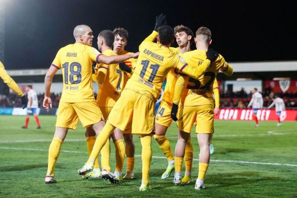  برد دشوار بارسلونا مقابل بارباسترو در جام حذفی اسپانیا