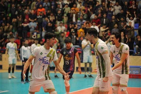 لیگ برتر والیبال شهرداری گنبد با شکست هورسان شگفتیساز شد