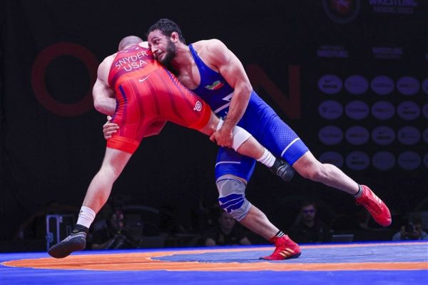  واکنش اتحادیه جهانی به پیروزی آذرپیرا مقابل کایل اسنایدر آمریکایی