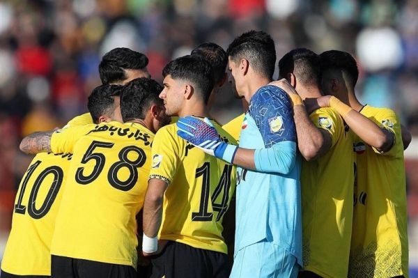 آغاز تمرینات سپاهان از چهارشنبه برپایی اردو در قطر یا امارات