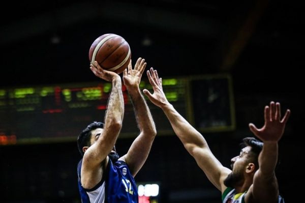 لیگ برتر بسکتبال پیروزی شهرداری گرگان و ذوب آهن در روز شکست مهرام