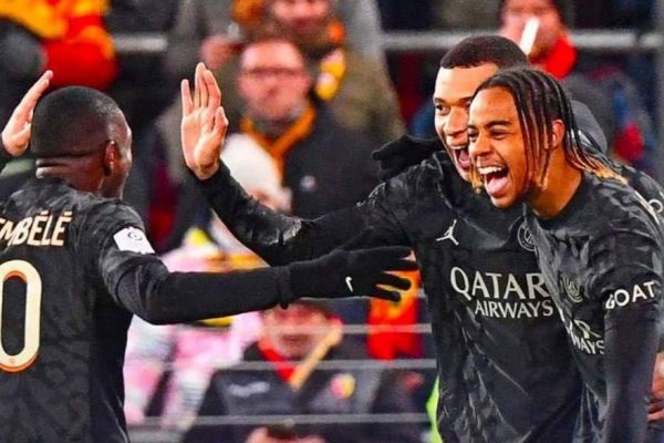 تثبیت صدرنشینی پاریسن ژرمن با درخشش امباپه