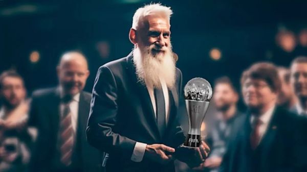 شوخی با مسی؛ لئو در سال 2054 هم جایزه بهترین بازیکن فیفا را میبرد