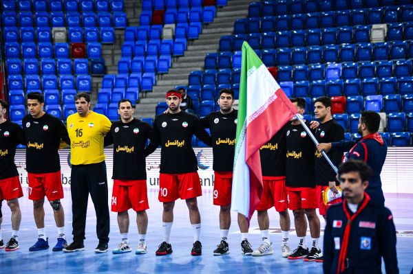  هندبال قهرمانی آسیا  ایران مقابل پرافتخارترین تیم آسیا شکست خورد