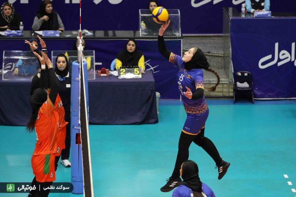 گزارش تصویری اختصاصی دیدار تیمهای والیبال بانوان سایپا و مس رفسنجان