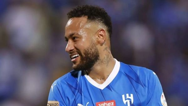  چرا نیمار از لیست بازیکنان الهلال خط خورد