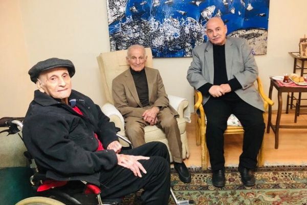  عیادت عبدالله موحد از نایب‌رئیس سابق فیلا