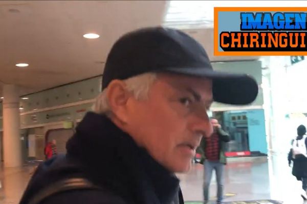  عکس؛ مورینیو در فرودگاه بارسلونا