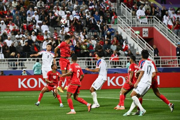  گزارش تصویری  دیدار تیمهای ملی عمان و تایلند