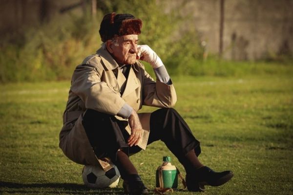  شمارش معکوس جامعه فوتبال برای اکران فیلم «پرویزخان»