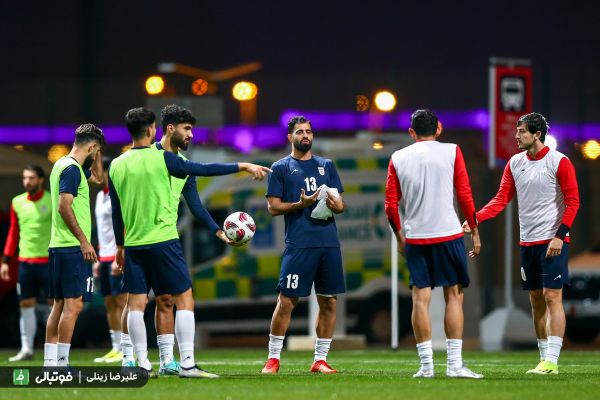 گزارش تمرین تیم ملی جشن صدمین بازی یک بازیکن با عبور از تونل وحشت