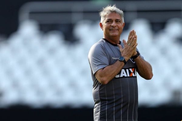 پیشنهاد باشگاه مصری به گزینه سرمربیگری پرسپولیس