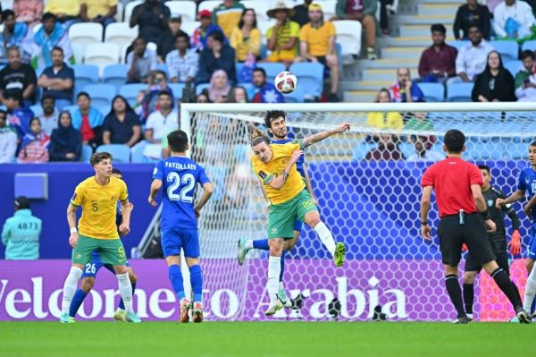  گزارش تصویری  دیدار تیمهای ملی استرالیا و ازبکستان