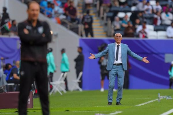  هکتور کوپر  از عملکردی که تیمم مقابل هند ارائه کرد خوشحالم