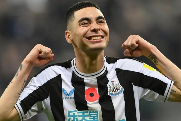 الاهلی، رقیب الشباب در راه جذب مهاجم لیگ انگلیس