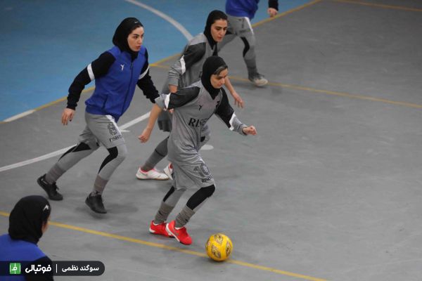 گزارش تصویری اختصاصی/ تمرین تیم فوتسال زنان رایزکو، 5 بهمن 1402