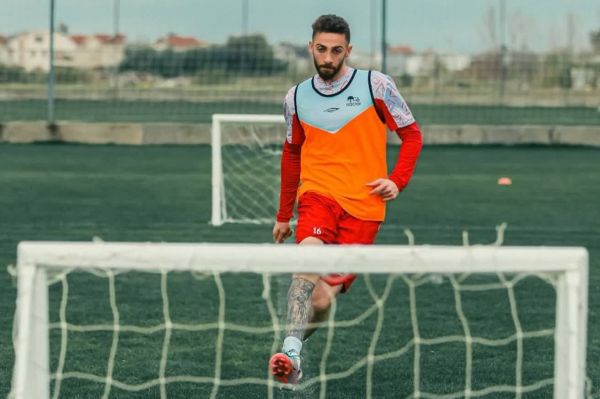 مهدی عبدی و تلاش برای ماندن در ترکیب تراکتور