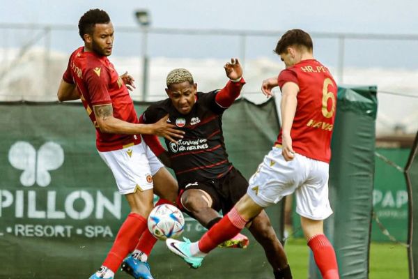  وقتی شکم مهاجم تراکتور سوژه شد