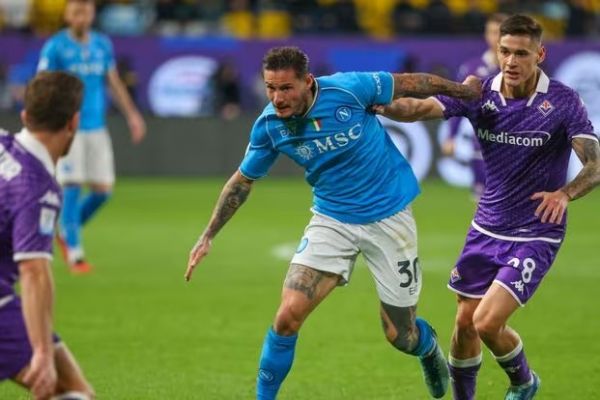 رکورد تاریخی ناپولی در نقل و انتقالات زمستانی؛ با تمام قوا به دنبال حذف بارسلونا