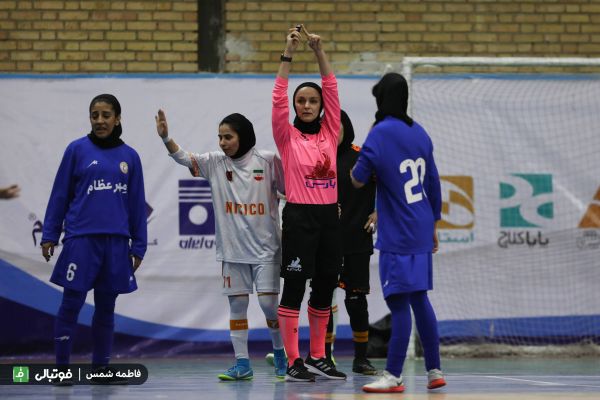 گزارش تصویری اختصاصی دیدار تیمهای فوتسال بانوان مهرعظام و مس رفسنجان