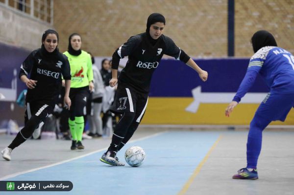 گزارش تصویری/ دیدار هفته پایانی سوپر لیگ فوتسال زنان بین رایزکو صفادشت و ملی حفاری اهواز