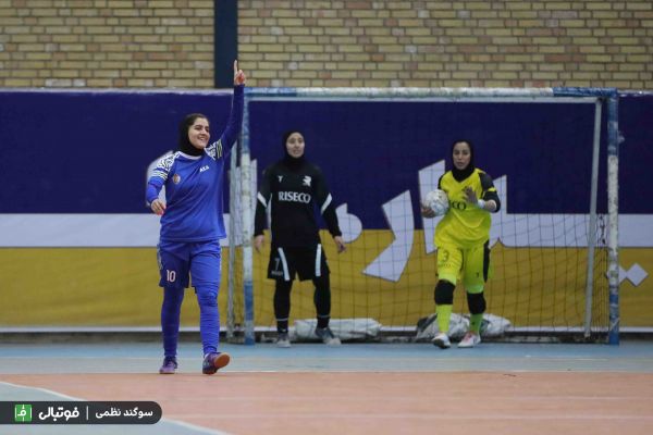 گزارش تصویری/ دیدار هفته پایانی سوپر لیگ فوتسال زنان بین رایزکو صفادشت و ملی حفاری اهواز