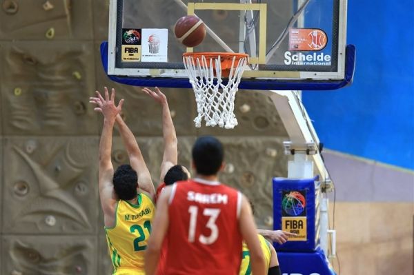 لیگ برتر بسکتبال طبیعت با درخشش بازیکن آمریکایی بر مس غلبه کرد