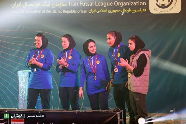 گزارش تصویری اختصاصی/ هفته آخر سوپر لیگ فوتسال زنان بین شاهین نوین نطنز و‌ پالایش نفت آبادان (بخش اول)