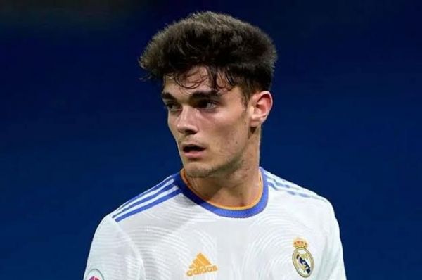 رئال مادرید در صورت عدم توافق با آلفونسو دیویس چه خواهد کرد